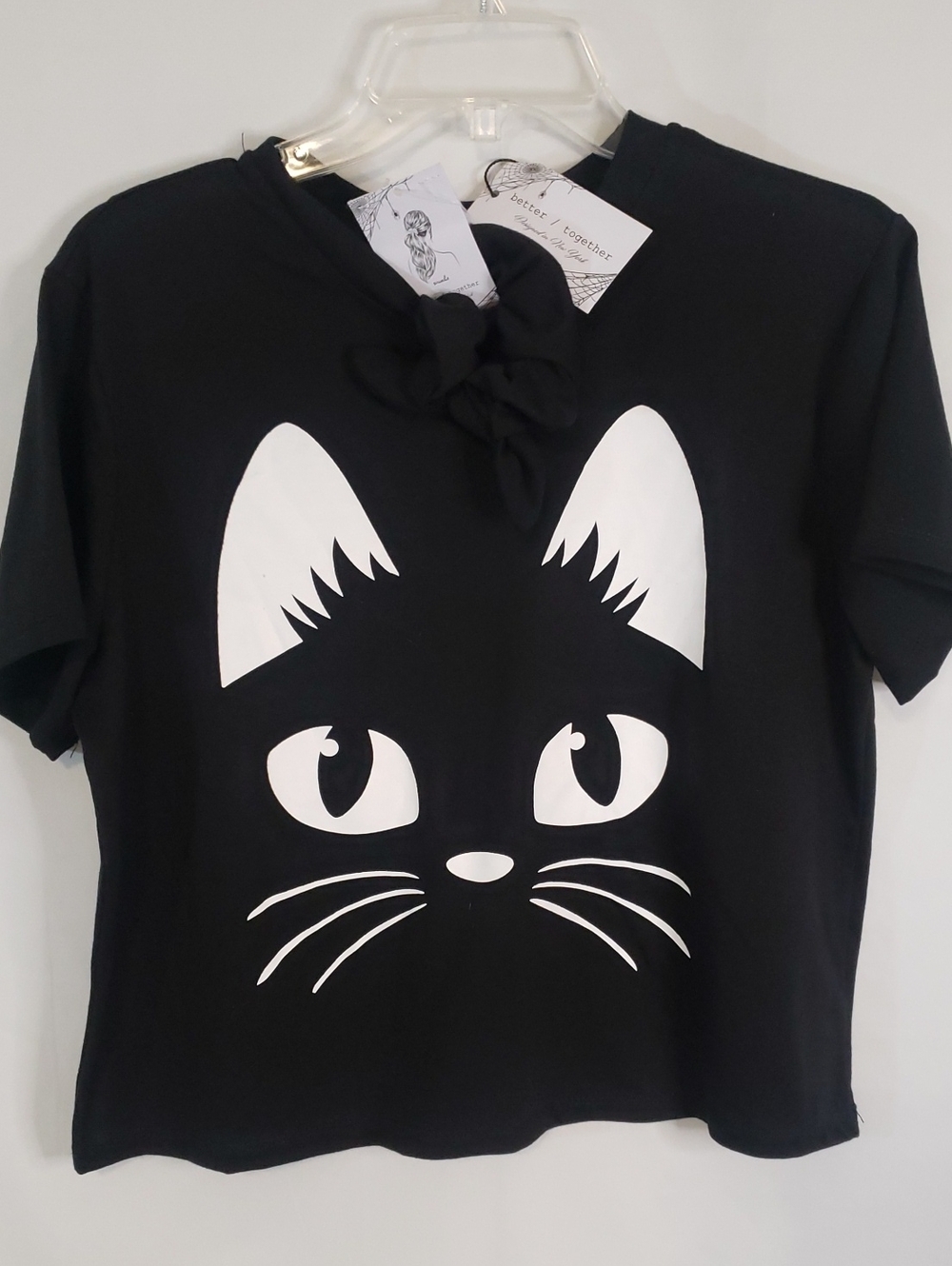 Better Together Black Cat Graphic Tee with Bonus Hair Scrunchie, Medium